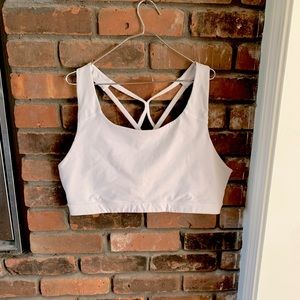 Old Navy Active Strappy Sports Bra